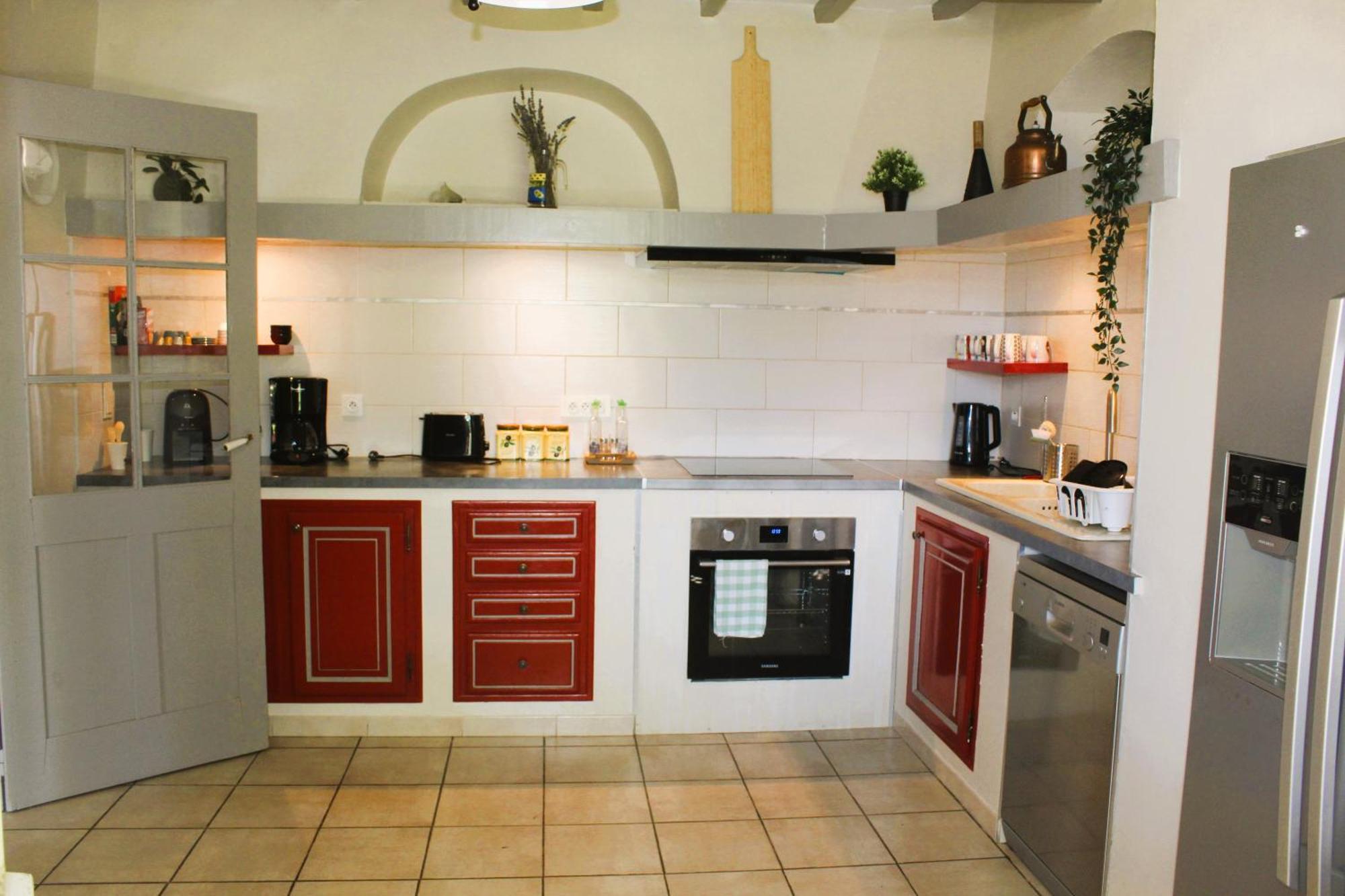Mas La Gentille ,,, A La Campagne , Beautiful Outdoor , Swimming Pool , Pool House , Nice Green Garden , Bbq ,,, Only For You , Pour Passer Un Sejour Inoubliable Pernes-les-Fontaines Dış mekan fotoğraf
